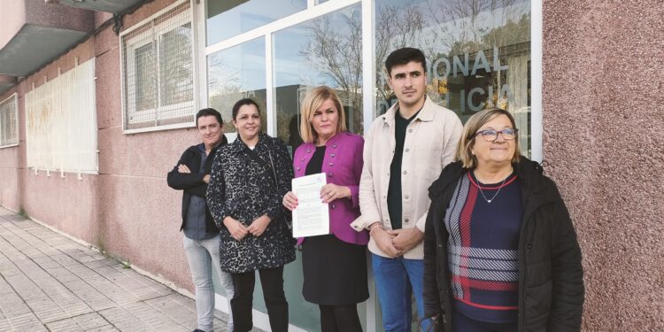 Archivada la querella de la alcaldesa de Redondela contra el portavoz del PP, al no haber indicios de calumnia