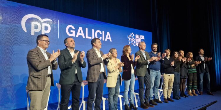 Rueda comprométese a implantar a gratuidade da primeira matrícula universitaria para os alumnos de grao