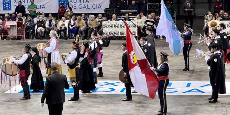 Atios se lleva el concurso de rondallas en un Ifevi abarrotado: ganadores y premios