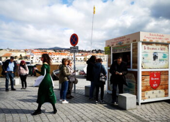 Conexiones en barco a Baiona para celebrar la Arribada desde Cangas, Vigo y Panxón