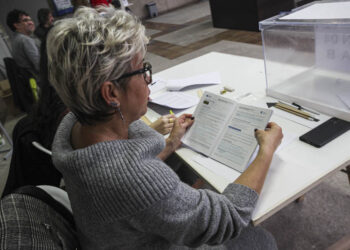 Caballero, el más madrugador en la jornada electoral