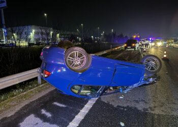 La fatídica autovía A-55 se cobra una nueva víctima: muere un hombre al volcar su coche