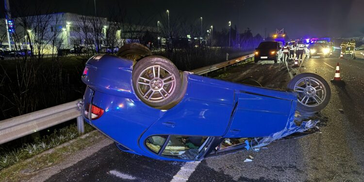 La fatídica autovía A-55 se cobra una nueva víctima: muere un hombre al volcar su coche