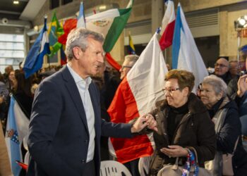 El PPdeG garantiza una Galicia «para todos» y llama a evitar que caiga «en el nacionalismo enfurruñado»