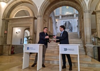 Xunta y Diputación firman un convenio para prevenir incendios forestales en la provincia