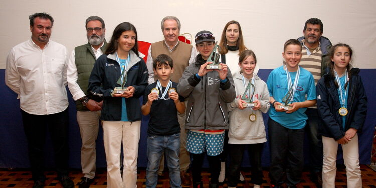 A Coruña y Canido, nuevos campeones de Galicia de Optimist