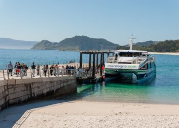 Las islas Cíes se suman a la celebración del Entroido