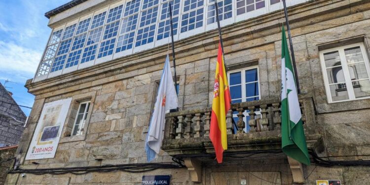 A Cañiza decreta dos días de luto oficial por los dos vecinos fallecidos en la planta de reciclaje