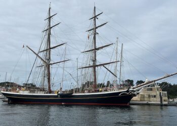 «Morgenster», una maravilla a vela en aguas de Baiona