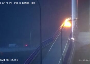 Alerta por un coche en llamas en el puente de Rande