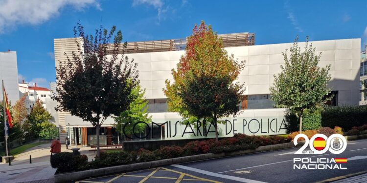 Detenida por robar 3.000 euros en joyas en las viviendas en las que trabajaba como empleada del hogar