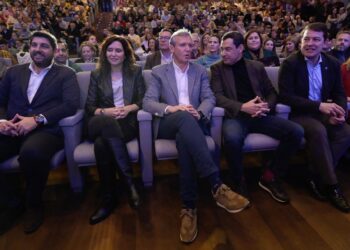 Moreno se suma a la campaña y estará el sábado con Rueda en Santiago, mientras que Ayuso recalará en Vigo el 15