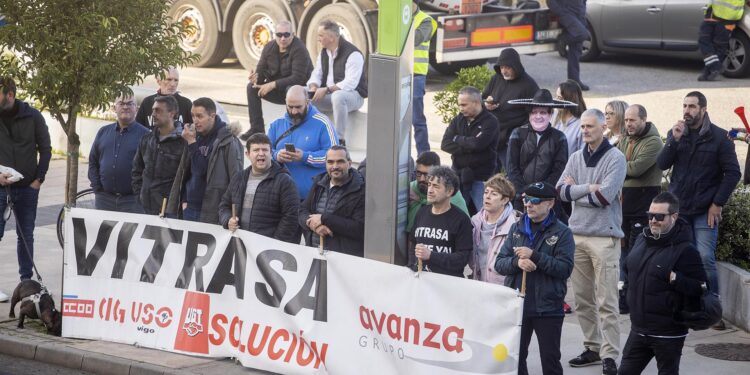 Vitrasa y el comité de empresa se reúnen este viernes para tratar de poner fin al conflicto