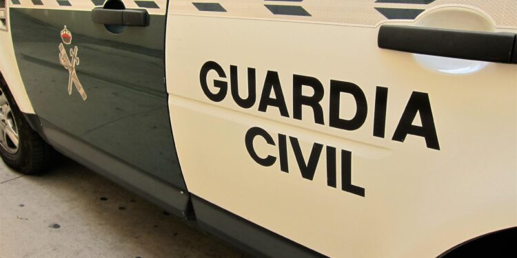 Investigan a siete menores de entre 14 y 16 años por acosar a otro en un instituto del Val Miñor