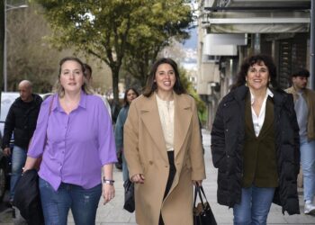 Irene Montero pide dar «fuerza» a Podemos porque PSOE y BNG ya gobernaron y «algunas cosas no han cambiado»