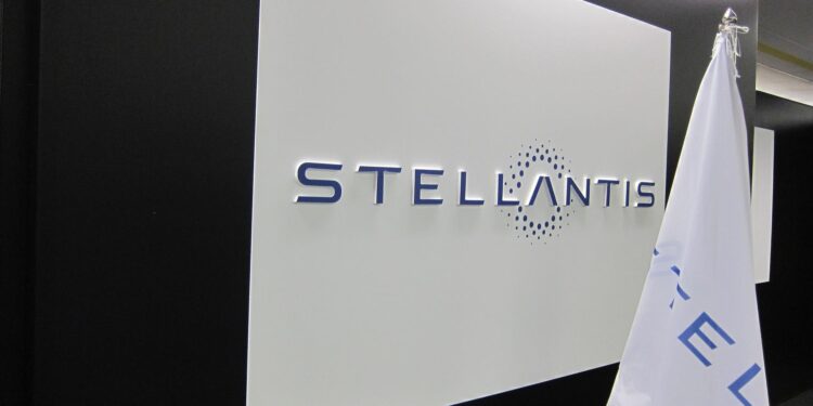 Stellantis logra un beneficio récord de 18.625 millones en 2023