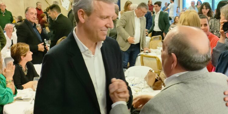 Rueda apela a impedir el «chantaje y sometimiento» y ve «triste» que el PSOE acepte «cualquier cosa» para Galicia