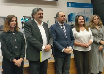 La Xunta afea al Gobierno que lance el debate de las guardias de 24 horas «sin reflexión» y fuera del «foro adecuado»