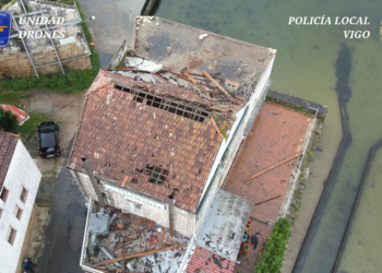 Balance del paso de Louise por Vigo: desprendimientos de tejas y muros, árboles caídos, cables descolgados y contenedores en la calzada