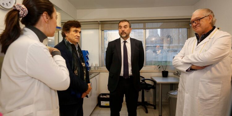 El Sergas destinará 7,7 millones a convenios con entidades que atienen a pacientes con trastornos adictivos