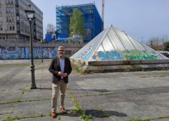 El PP de Vigo exige a Caballero eliminar la «escombrera» de la plaza de la calle Coruña
