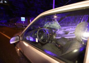 Muere atropellada una mujer en la VG-20 cuando caminaba por la carretera