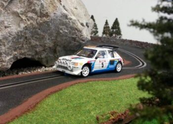 El Campeonato Legend cita en O Porriño a 40 pilotos de scalextric