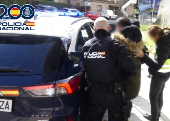 Desarticulada en Vigo una red criminal de explotación sexual que extorsionó a una treintena de mujeres