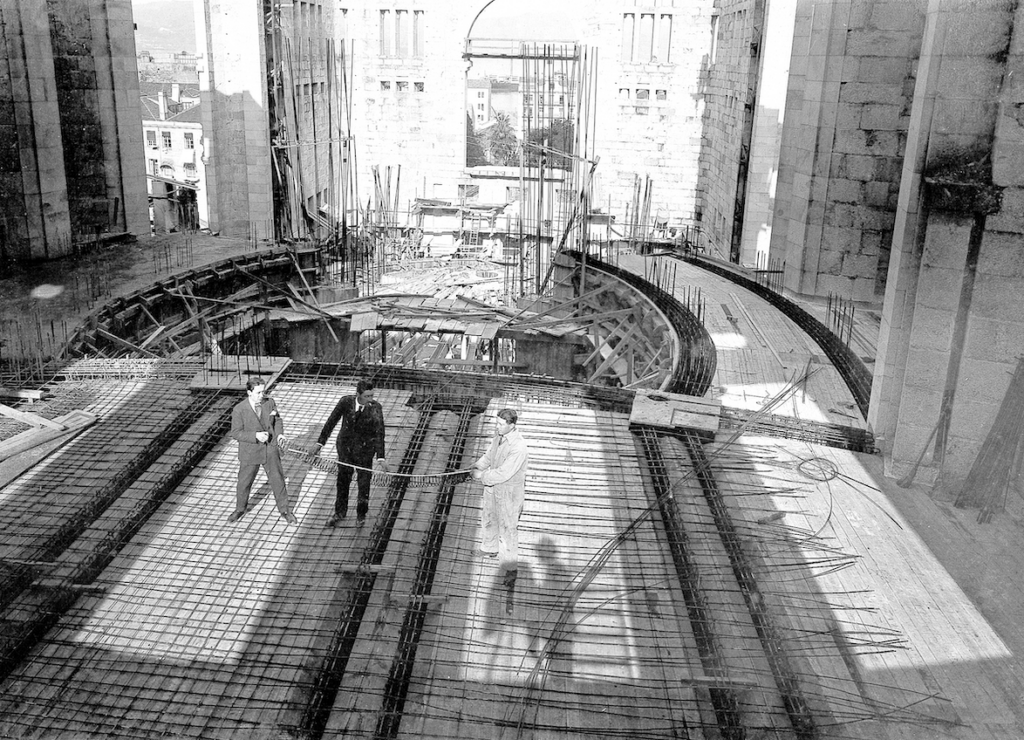 construcción Teatro García Barbón historica