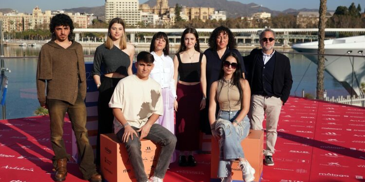 La directora viguesa Sonia Méndez compite en Málaga con el thriller ‘As Neves’
