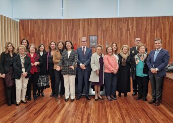 El TSXG lamenta la «tremenda lacra» de la violencia sobre la mujer en el homenaje a 10 «pioneras» por el 8M