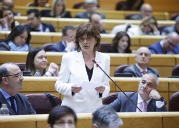 Sánchez reconoce un «déficit histórico» de las inversiones ferroviarias en Galicia