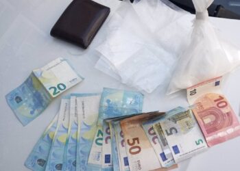 Detenido por llevar más de 150 gramos de cocaína mientras circulaba en moto y usando el móvil