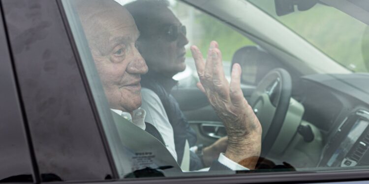 Juan Carlos I abandona Galicia tras pasar cinco días en su primera visita del año