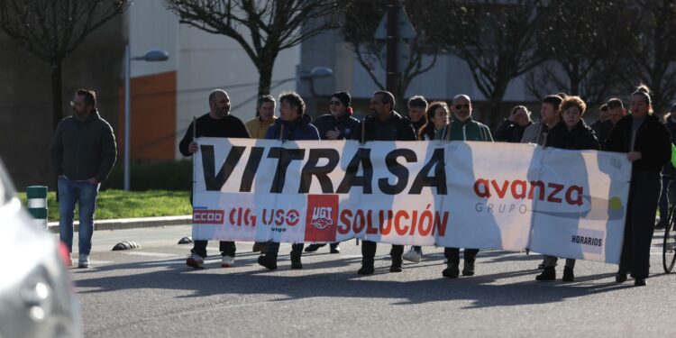 Los trabajadores de Vitrasa votarán en urna: estas son sus cuatro opciones