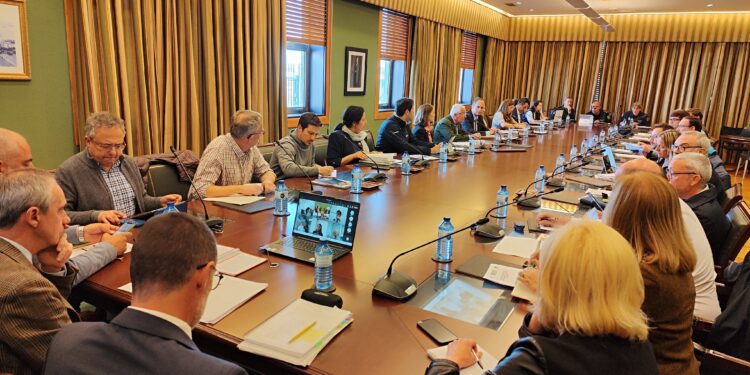 El Puerto de Vigo acoge un ejercicio de lucha contra la contaminación marina