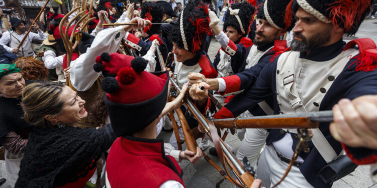 Vigo revive la gesta heroica de 1809: “Fóra franceses!”