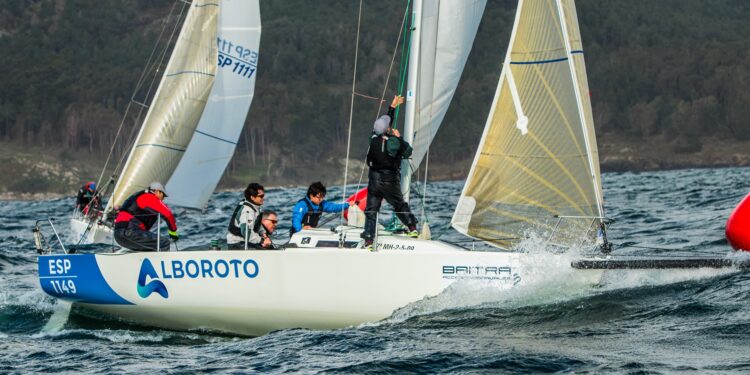 El «Alboroto» sentencia la Liga de Invierno Baitra J80 en Baiona