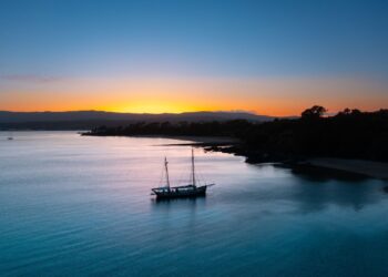 El Puerto de Vigo ensancha su oferta marítima: rutas en la goleta «Evangelina» por los secretos de la ría