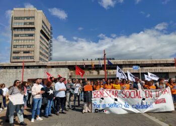 «Situación crítica» y «sobrecarga»: los trabajadores sociales del Concello dicen «basta»