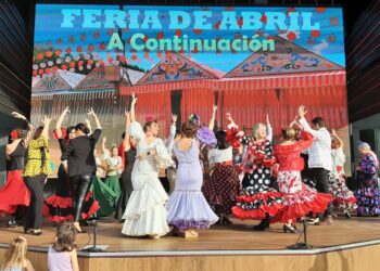 La Casa de Andalucía de Vigo y Vialia celebran la Feria de Abril