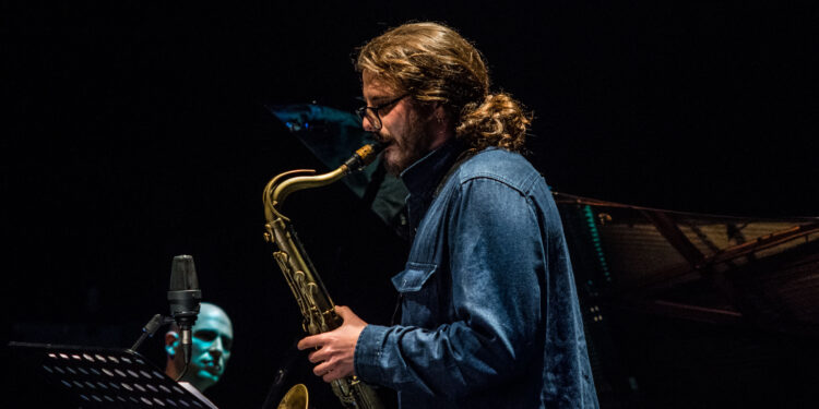 “Nihil”, una inmersión jazz de la mano del crowdfunding del vigués Diego Alonso