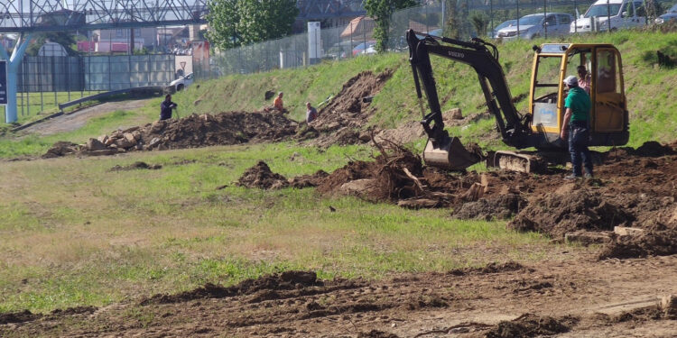 Vecinos y empresarios de Cabral celebran una nueva victoria contra la Comunidad de Montes