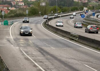 Las «fochancas» de la A-55 centran el debate político: «Ya me encargo yo», dice Caballero