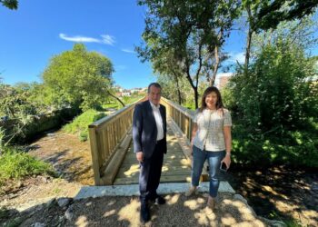 El paseo del Lagares suma dos nuevas pasarelas de madera en Lavadores