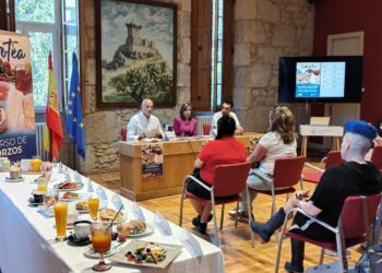 Diez locales de Ponteareas compiten para ofrecer el mejor desayuno