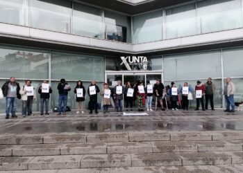 Diez supervivientes del incendio de Alfonso X se quedan en la calle por orden del Concello