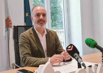 David Regades prefiere presidir Zona Franca y renuncia a su acta en el Congreso