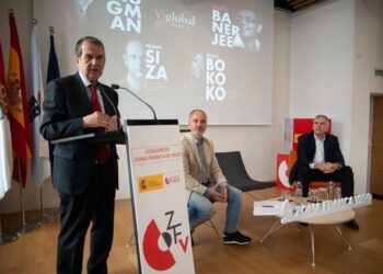 Caballero celebra la vuelta de Regades a Zona Franca: «Es una decisión que tomé yo»