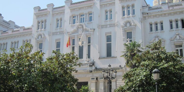 Rebajan la pena a un miembro del grupo criminal que traficaba con droga en Teis